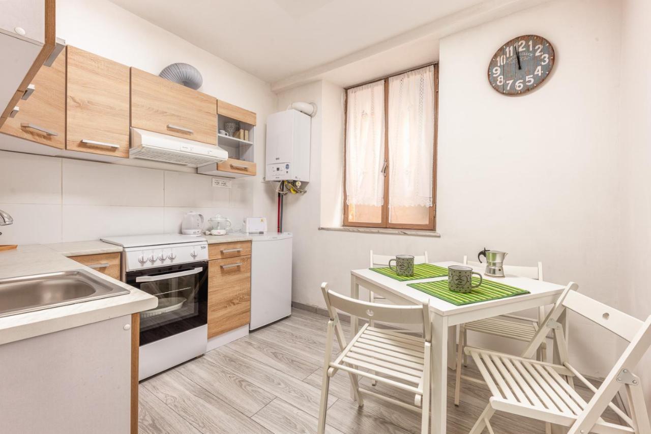 Casa Camelie Apartment เจนัว ภายนอก รูปภาพ