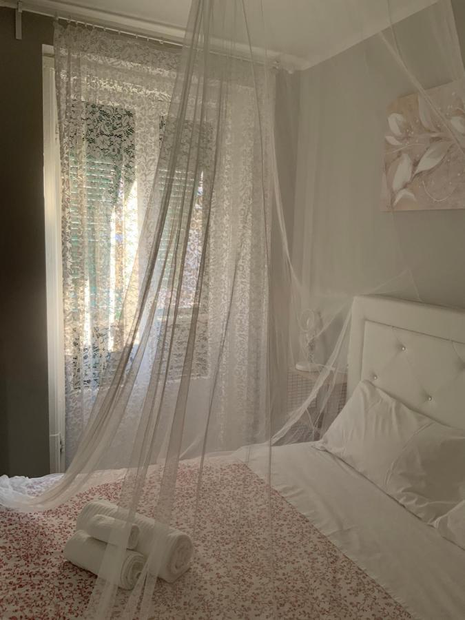 Casa Camelie Apartment เจนัว ภายนอก รูปภาพ