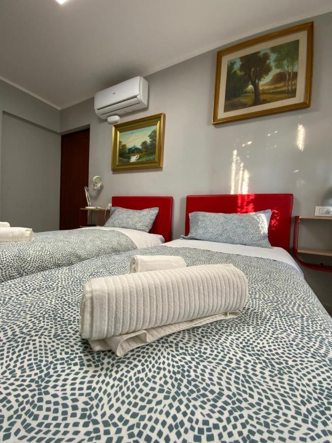 Casa Camelie Apartment เจนัว ภายนอก รูปภาพ