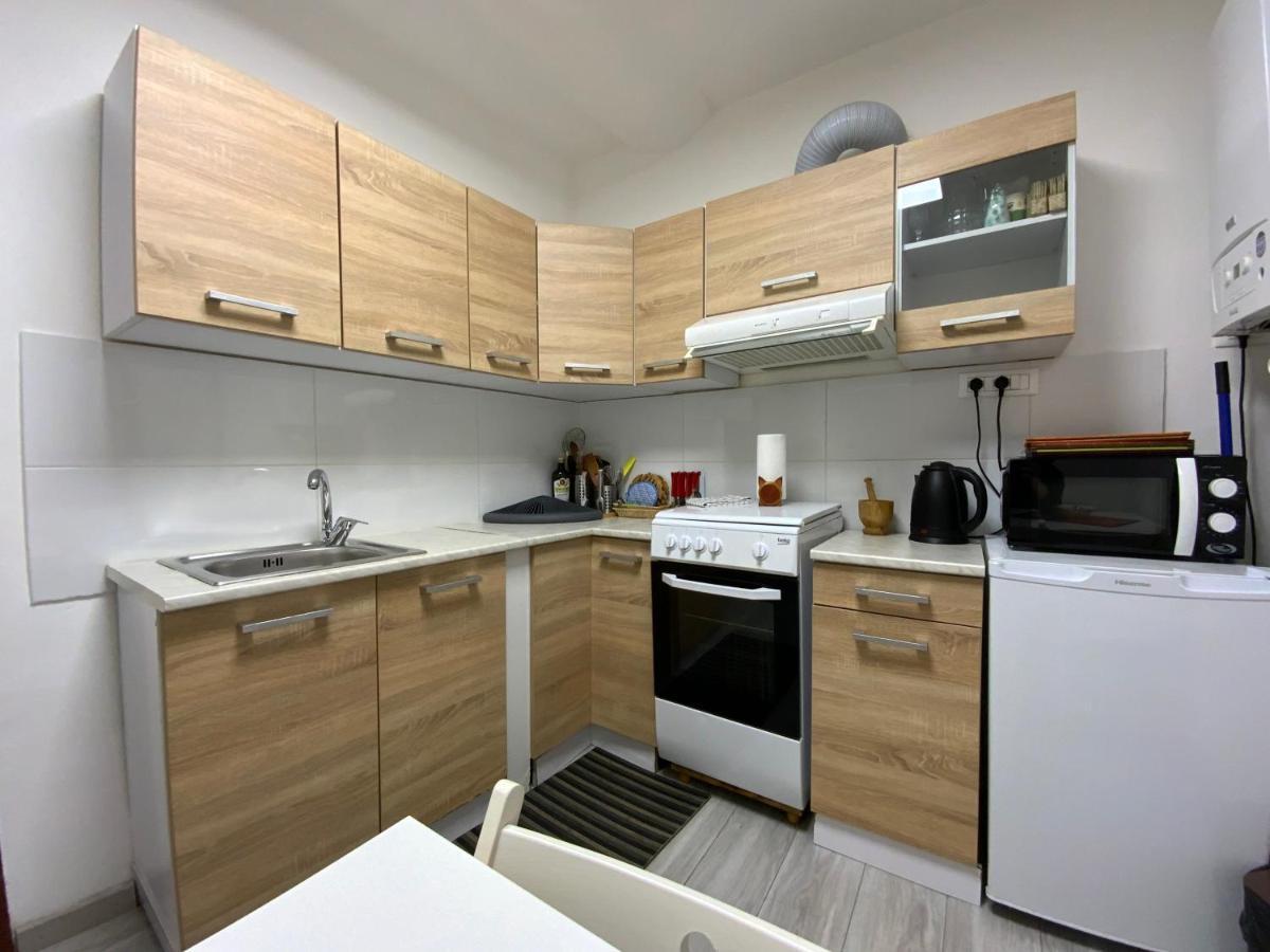Casa Camelie Apartment เจนัว ภายนอก รูปภาพ